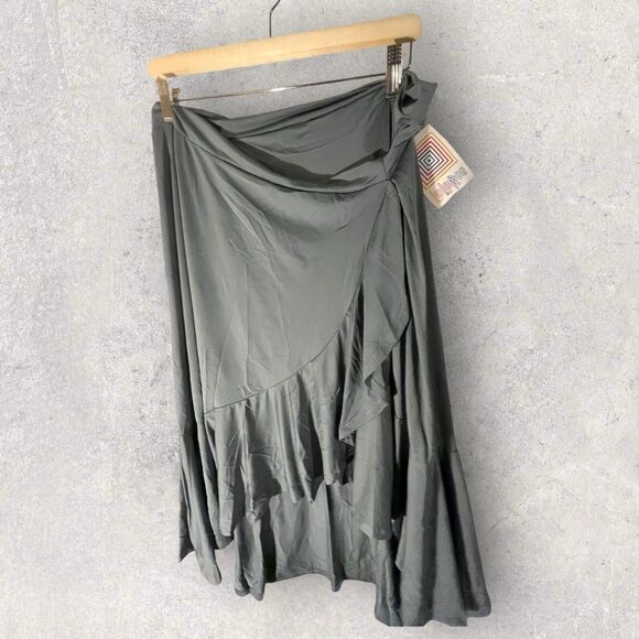 Lularoe Bella Wrap Skirt XL NWT Gray Solid HTF Unicorn Ruffle Casual Skirt - Picture 2 of 9